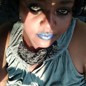 Meet your Posher, Phyllis